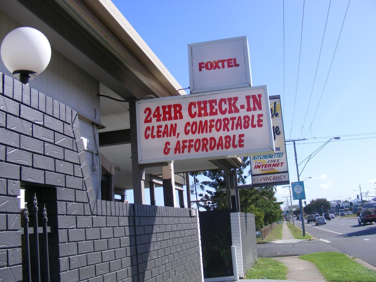 Motel Lodge Rockhampton Exterior photo